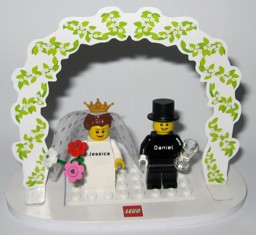 Zeige Details für LEGO® Hochzeits-Set mit gravierten Minifiguren Bild von LEGO® Hochzeits-Set mit gravierten Minifiguren