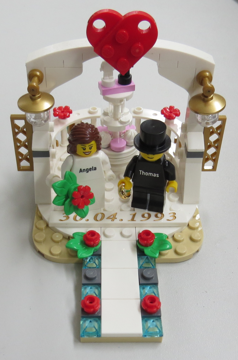 Obraz 2018 LEGO® Hochzeits-Set mit gravierten Minifiguren 40197